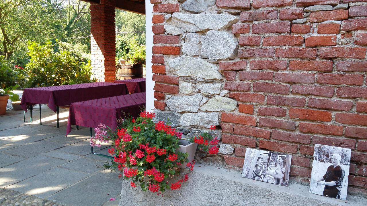 Relais Profumo Di Vino Bed & Breakfast Borgomanero Exterior photo